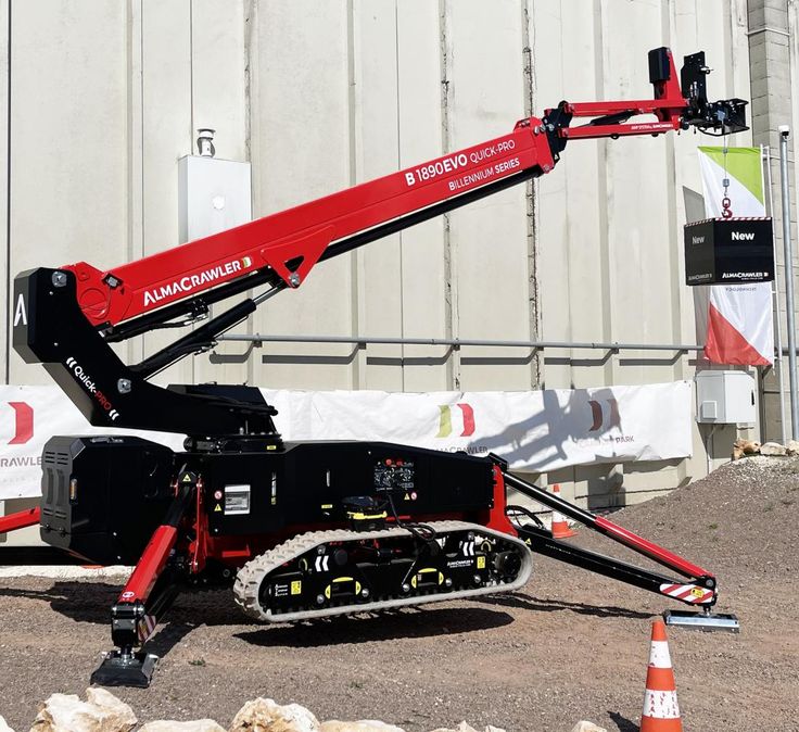 Tracked Boom Lift